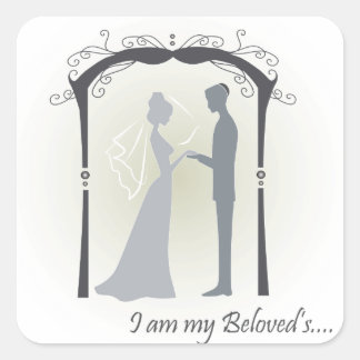 Geliebt Quadratischer Aufkleber