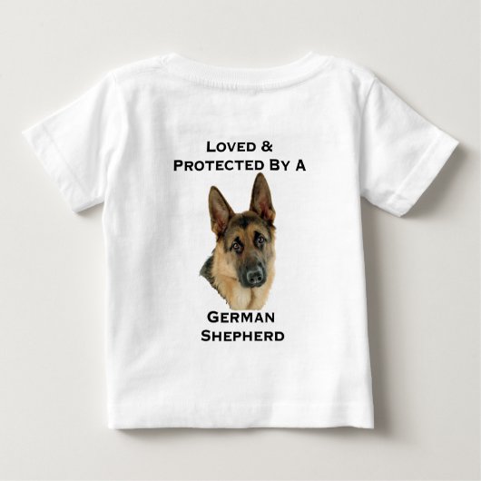 Geliebt u. durch einen Schäferhund geschützt Baby T-shirt (Rückseite)