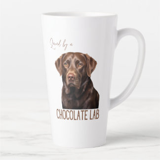 Geliebt von einem Schokoladen-Labrador-Hundeliebha Milchtasse