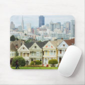 Gemalte Damen, viktorianische Häuser und Skyline Mousepad (Mit Mouse)