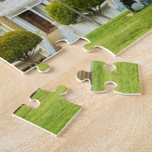 Gemalte Damen, viktorianische Häuser und Skyline Puzzle (Seite)