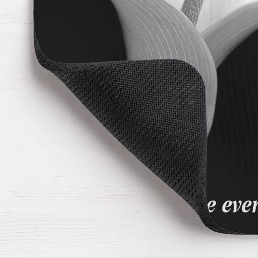 Gemeiner Morpho-Schmetterling auf Lily Mousepad (Ecke)