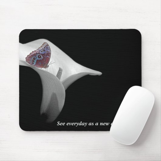 Gemeiner Morpho-Schmetterling auf Lily Mousepad (Mit Mouse)
