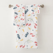 Gemeinsam wandern: Das Muster des Footprint Badhandtuch Set (Insitu)