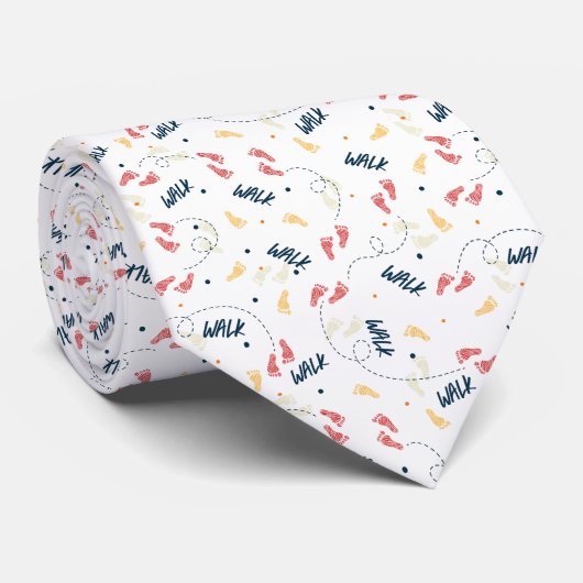 Gemeinsam wandern: Das Muster des Footprint Krawatte (Gerollt)