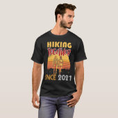 Gemeinsam wandern seit 2021 T-Shirt (Vorne ganz)