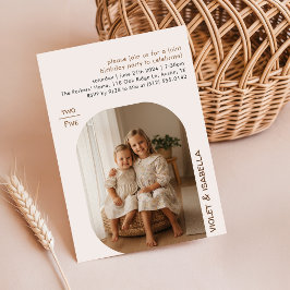Gemeinsame Schwester Geschwister Zwei Kinder Foto Einladung