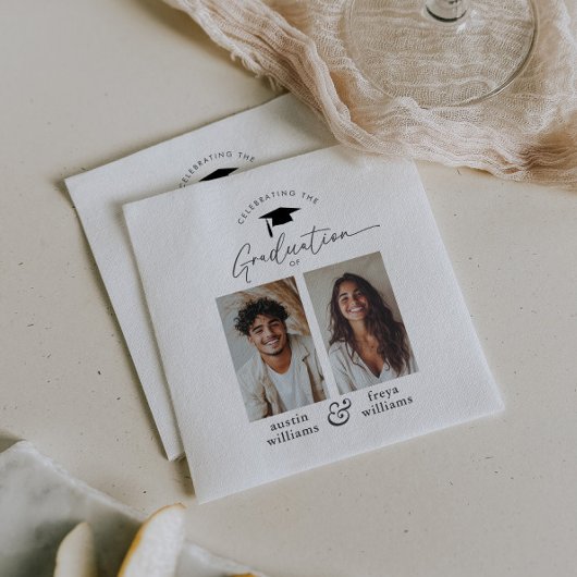 Gemeinsames Foto der Graduierungspartei 2 Serviette