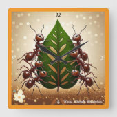 "Gemeinschaftlicher Erfolg" Quadratische Wanduhr (Vorderseite)