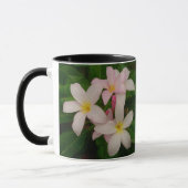 Gemetzelrosa Plumeria-Tasse Tasse (Links)