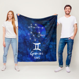 Gemini Zodiac Constellation Blue Galaxy Monogramm Fleecedecke