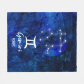 Gemini Zodiac Constellation Blue Galaxy Monogramm Fleecedecke (Vorderseite (Horizontal))