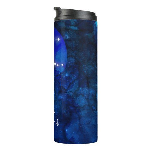 Gemini Zodiac Constellation Blue Galaxy Monogramm Thermosbecher (Nach rechts gedreht)
