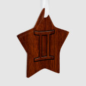 Gemini Zodiac Sign auf Mahogany Wood Style Ornament (Vorderseite)