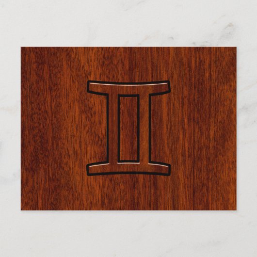 Gemini Zodiac Sign auf Mahogany Wood Style Postkarte (Vorderseite)