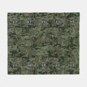 Gemini Zodiac signiert grüne digitale Camouflage Fleecedecke (Vorderseite (Horizontal))