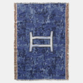 Gemini Zodiac-Signierung auf der Blue-Camouflage Decke (Vorderseite Vertikal)