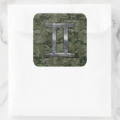 Gemini Zodiac Symbol auf grüner digitaler Camoufla Quadratischer Aufkleber (Tasche)