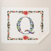 Gemstone Monogram Letter Q Sherpadecke (Vorderseite (Horizontal))