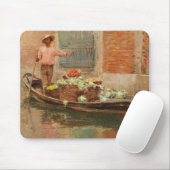 Gemüsehändler in Venedig (von Vincenzo Caprile) Mousepad (Mit Mouse)