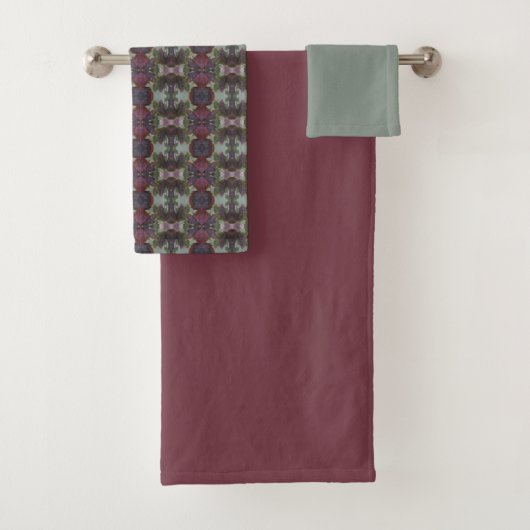 Gemustert mit Pflaumen und Grün Badhandtuch Set (Insitu)