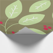 gemusterte Blätter und Beeren Geschenkpapier (Ecke)