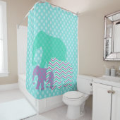 Gemusterte Elefanten auf Polka Dots Duschvorhang (Beispiel)