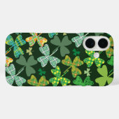 Gemusterte Kleeblätter Case-Mate iPhone Hülle (Rückseite (Horizontal))