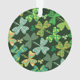Gemusterte Kleeblätter Ornament
