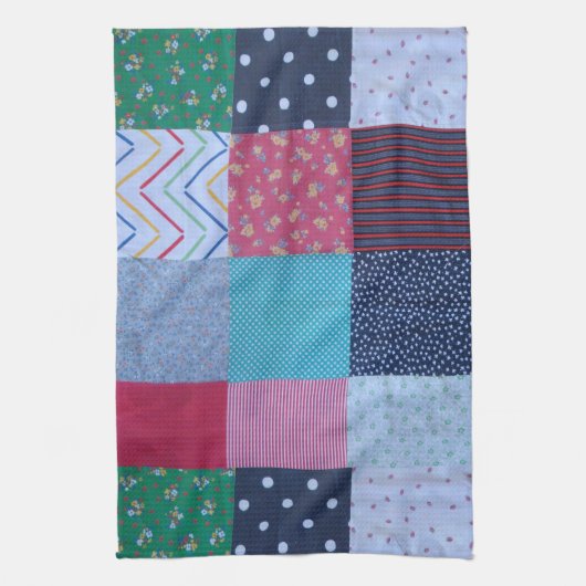 gemusterte Quadrate Vintages Flickwerk Geschirrtuch (Vertikal)