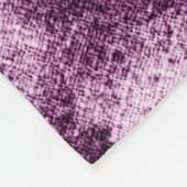 Gemusterte, violette, abstrakte, geschmückte, alte fleecedecke (Ecke)