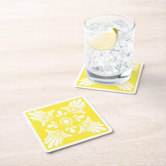 Gemusterter, gelber und weißer Mittelmeeranstrich Rechteckiger Pappuntersetzer (Vor Ort)