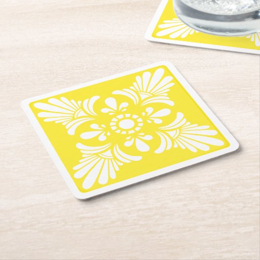 Gemusterter, gelber und weißer Mittelmeeranstrich Rechteckiger Pappuntersetzer (angewinkelt)