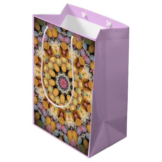 Gemustertes Ostereier Mandala Mittlere Geschenktüte (Rückseite Schrägansicht)