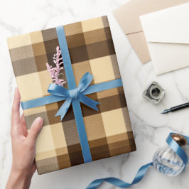 Gemütliche braune Tannenhütte Karo Weizen Karomust Geschenkpapier