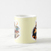 Gemütliche Calico-Katze Personalisierter Lesekaffe Kaffeetasse (Mittel)