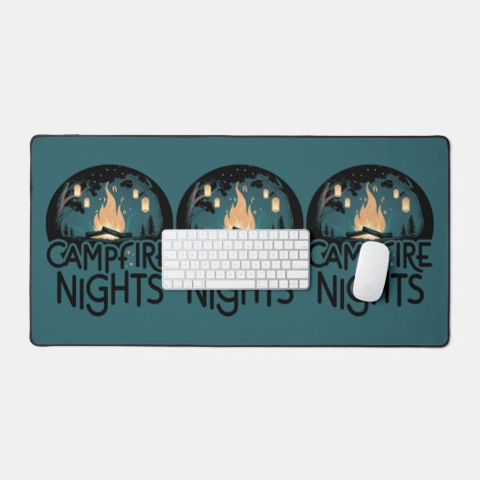 Gemütliche Campfeuernächte Rustikales Abenteuer im Schreibtischunterlage (Tastatur & Maus)