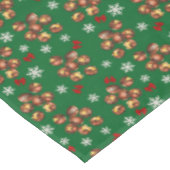 Gemütliche geröstete Kastanien und Schneeflocken W Tischdecke (Schrägansicht)