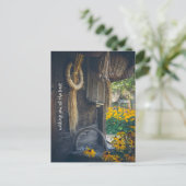 Gemütliche Hütte mit gelben Blumen Feiertagspostkarte (Stehend Vorderseite)