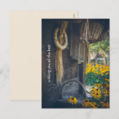 Gemütliche Hütte mit gelben Blumen Feiertagspostkarte (Vorne/Hinten)