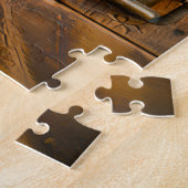 Gemütliche Katze schlafend auf einer Holzkiste Puzzle (Seite)