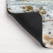 Gemütliche Küstenästhetik - sanfte Meereswelle Mousepad (Ecke)