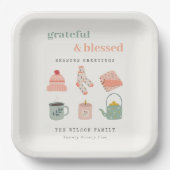 Gemütliche Scandi Winter Essential Frohen Festtage Pappteller (Vorderseite)