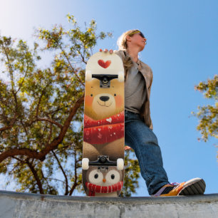 Gemütliche Wald-Bär-Eule-Familie Winterliebe Skateboard