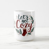 Gemütliche Weihnachts-Pine-Berry-Lettering Kaffeetasse (Mittel)