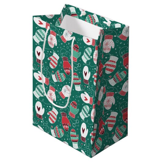 Gemütliche Winterweihnachtszittern im Grünen Mittlere Geschenktüte (Vorderseite Schrägansicht)