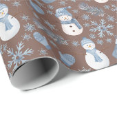 Gemütlicher Blauer Winter auf Brown Geschenkpapier (Rolleneckpunkt)