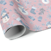Gemütlicher Blauer Winter auf Crepe Pink Geschenkpapier (Rolleneckpunkt)