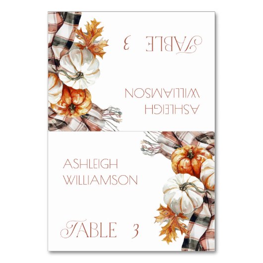 Gemütlicher Fall Erntedank Platzkarten mit Pumpkin Tischnummer (Vorderseite)