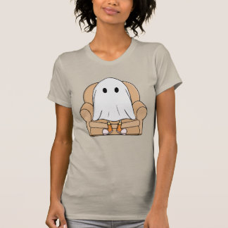 Gemütlicher Geist, der sich in einem Sessel entspa T-Shirt